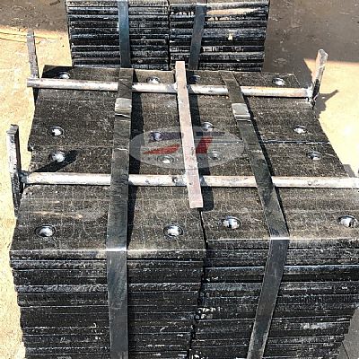 加工銷售堆焊耐磨板|高鉻合金耐磨復(fù)合襯板|耐磨鋼板